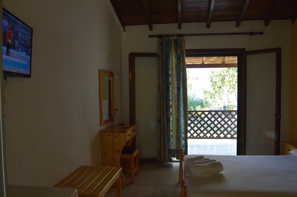 Hotel Zachos Troulos Extérieur photo